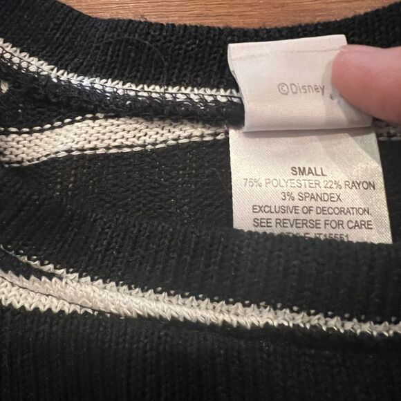 Disney Jerry Leigh black & white striped sequined Mickey Mouse sweater. Size S - Picture 3 of 4